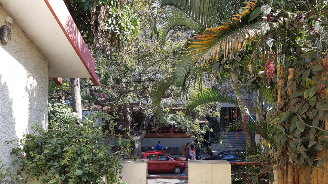 Be Animal Hostel Bangalore Bagian luar foto