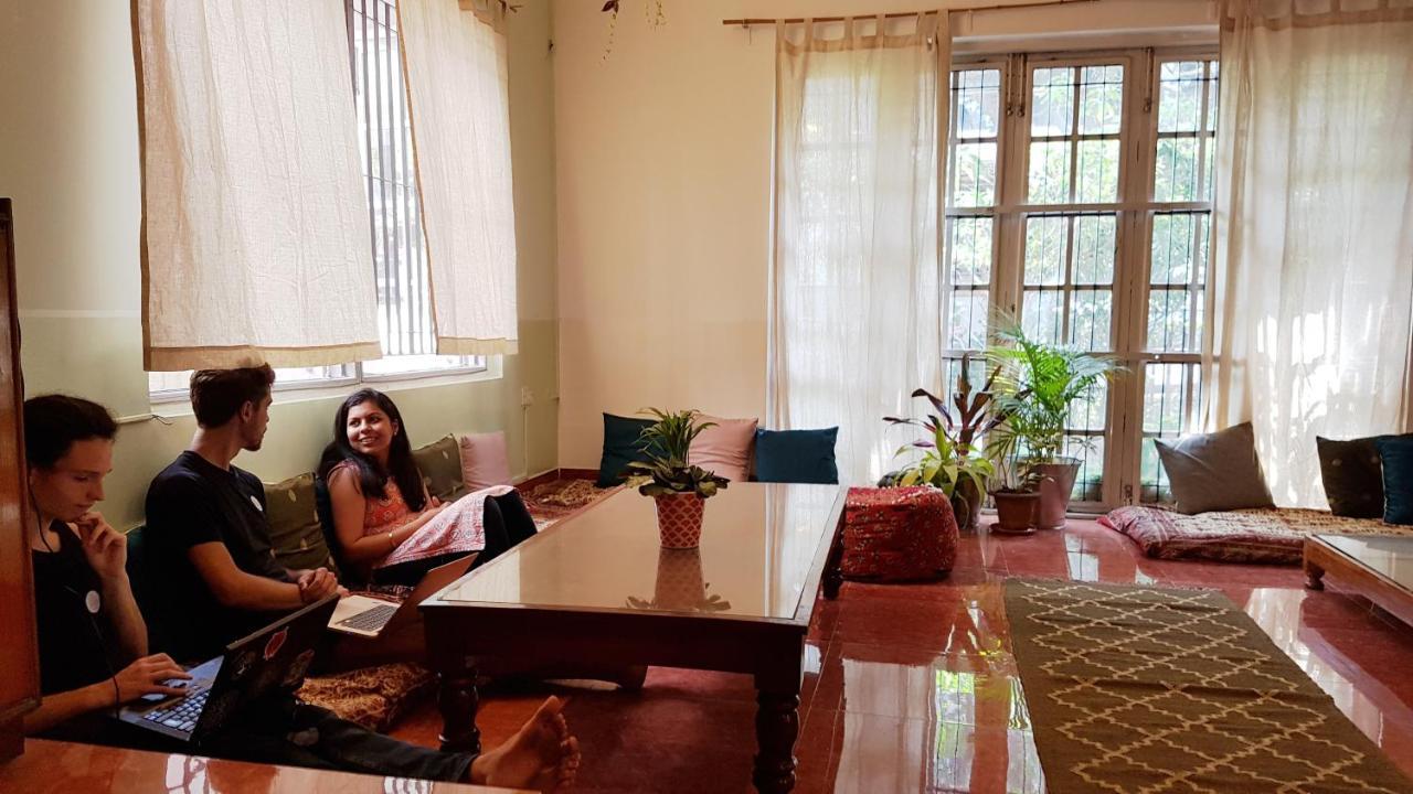 Be Animal Hostel Bangalore Bagian luar foto